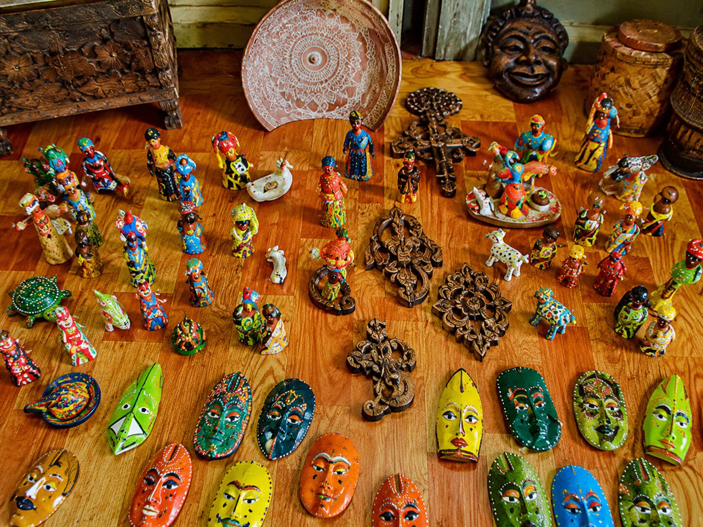 Craft market display in Grand Bassam